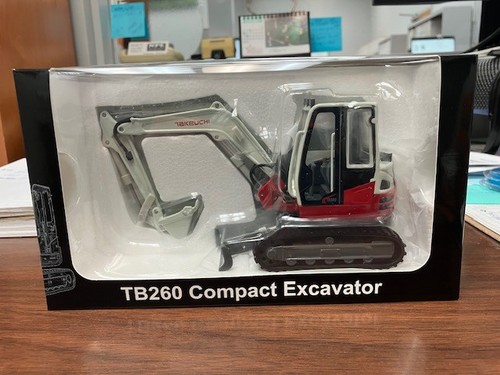 Mini escavatore compatto